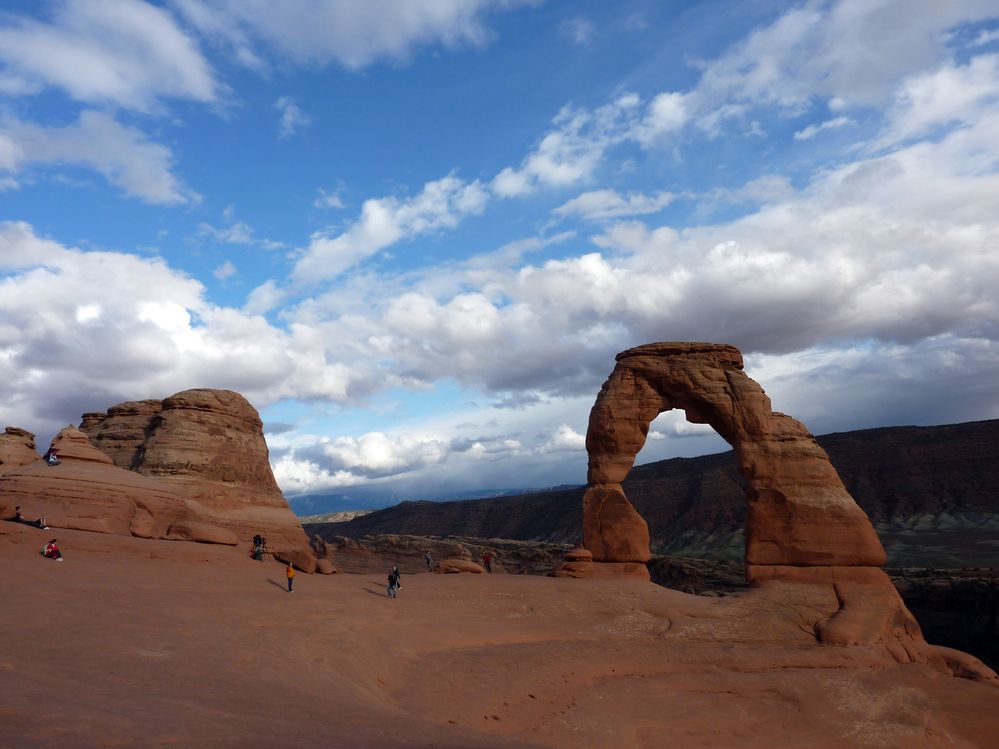 Arches Delicate Arch (11).JPG